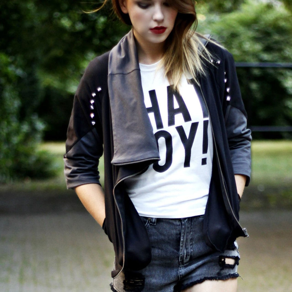 Black sweatshirt with zipper and rivets