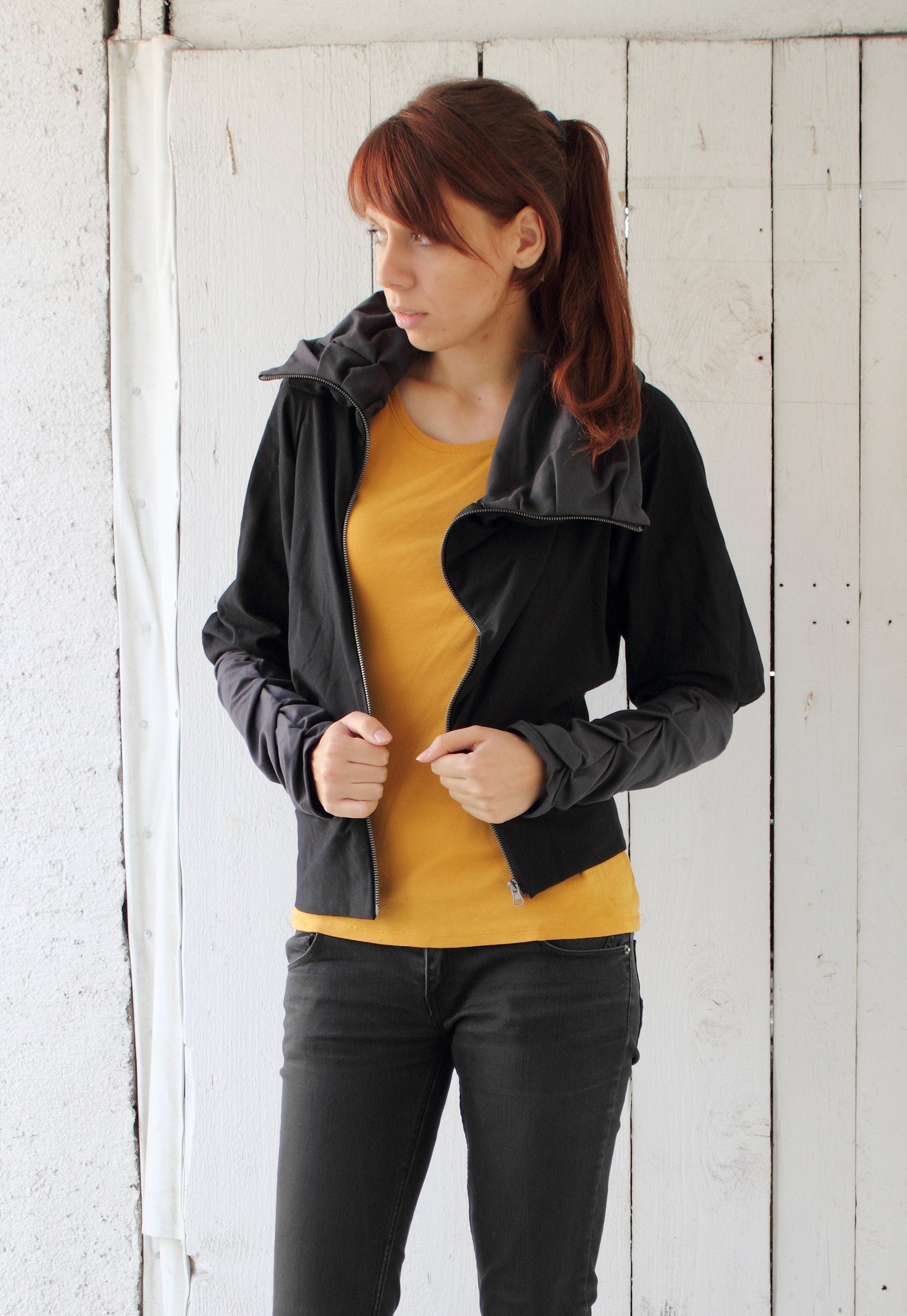 Black asymmetric sweatshirt